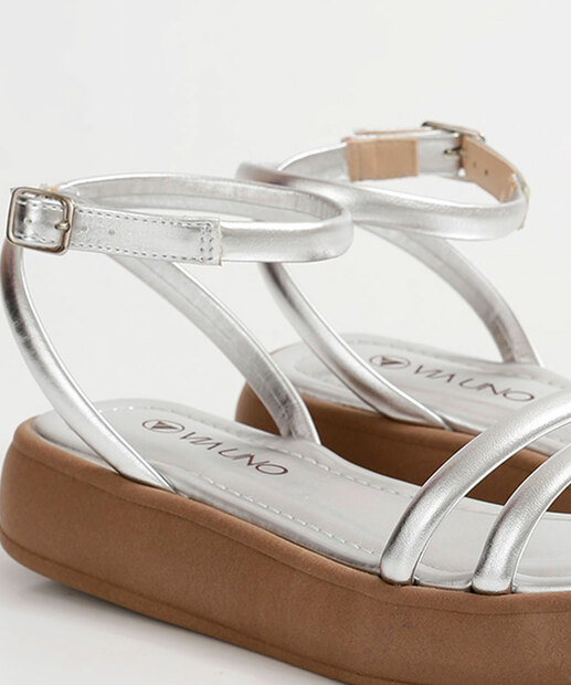 Sandália Flatform Feminina Metalizada Via Uno