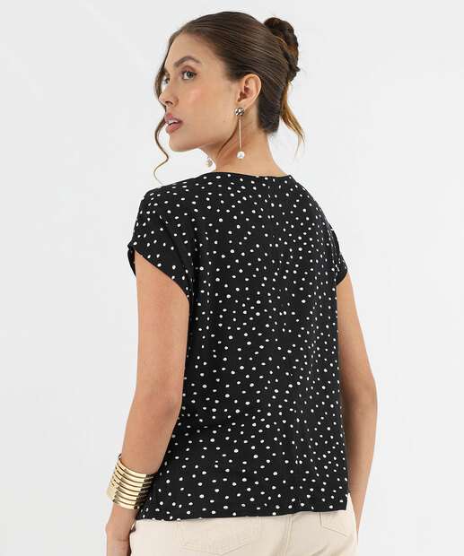 Blusa Feminina Estampa Poá Manga Curta Marisa Preto