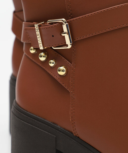 Bota Feminina Cano Curto Tratorado Via Uno Marrom