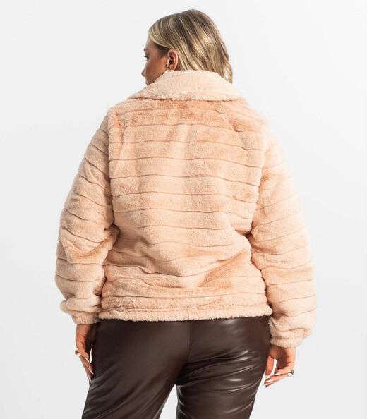 Jaqueta Feminina Plus Size Com Pelo Secret Glam Rosa