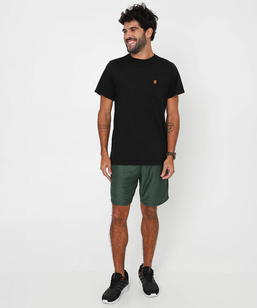 Camiseta Masculina Básica Bolso Marisa Preto