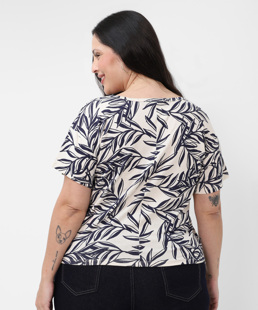 Blusa Plus Size Feminina Estampa Folhas Marisa Bege