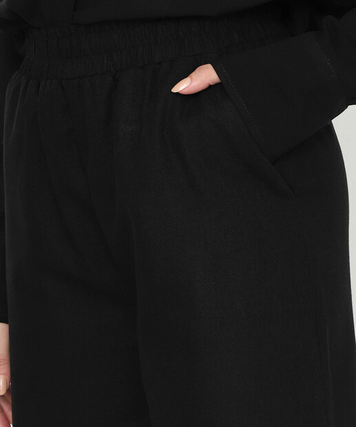 Calça Pantacourt Feminina Clochard Marisa Preto