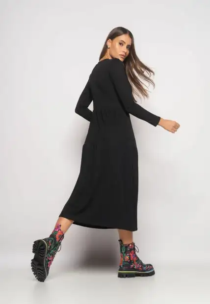 Vestido Midi Manga Longa Com Babado Malha Preto Salvatore