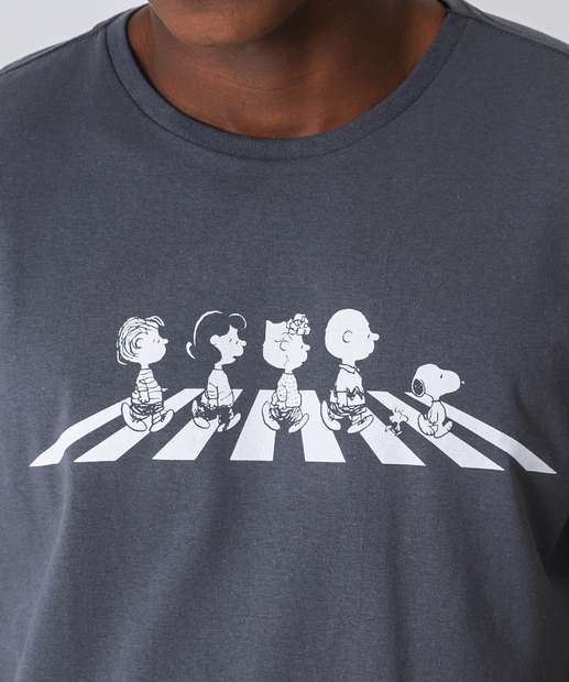 Camiseta Masculina Estampa Snoopy Manga Curta Cinza