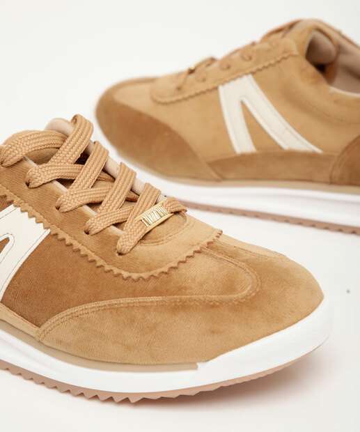 Tênis Casual Feminino Recortes Vizzano 
