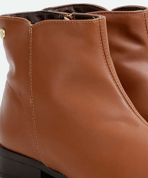 Bota Feminina Cano Curto Salto Grosso Via Uno