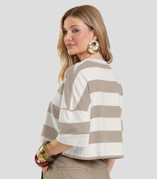 T- Shirt Feminina Cropped Dianna Marrom