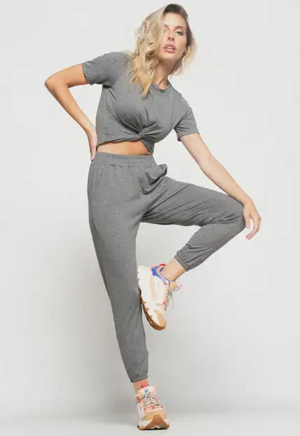 Cropped  Manga Curta Com Detalhe Nó Malha Grafite Salvatore Fashion