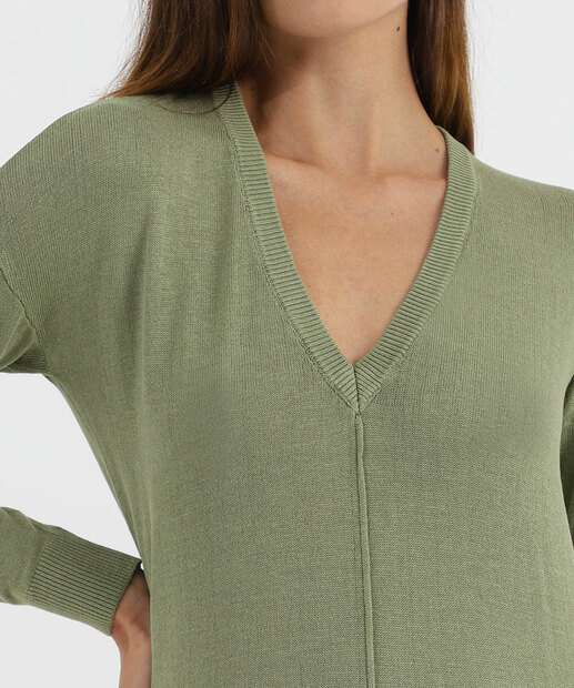 Suéter Feminino Decote V Nervura Marisa Verde