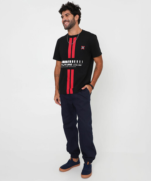 Camiseta Masculina Manga Curta Estampa Frontal Marisa Preto