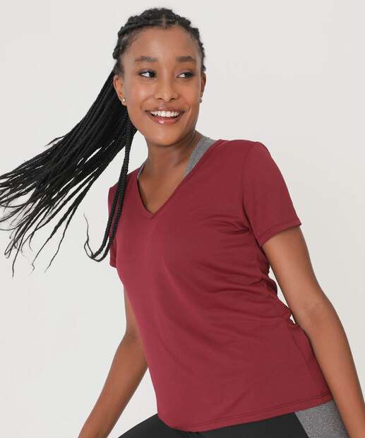 Blusa Feminina Fitness Básica Marisa Vinho