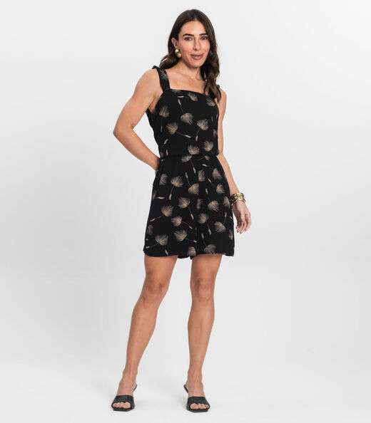 Macaquinho Feminino Curto Infinita Cor Preto