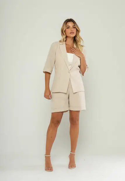 Conjunto Blazer Com Bermuda Bege Salvatore