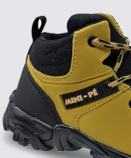 Bota Infantil Cano Curto Tratorado Mini Pé