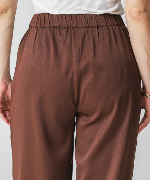 Calça Feminina Reta Alfaiataria Marisa Marrom