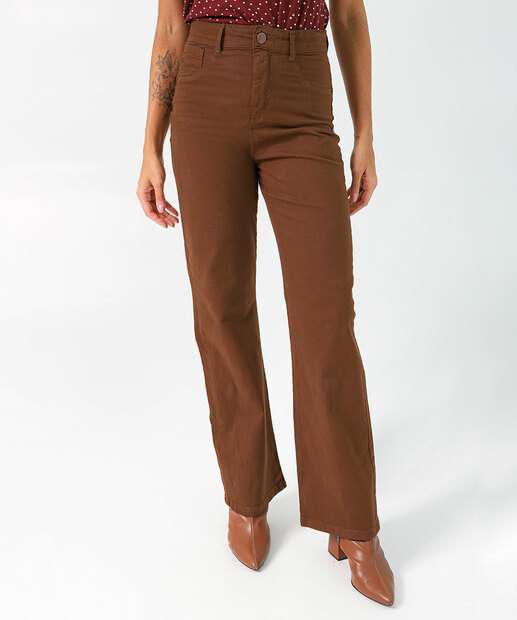 Calça Sarja Reta Feminina Bolsos Marrom