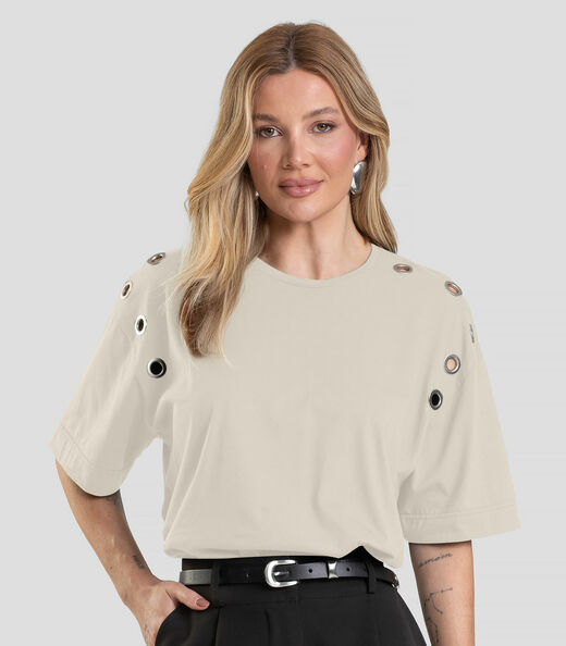 Image_T- Shirt Oversized Feminina com Ilhós Dianna Bege