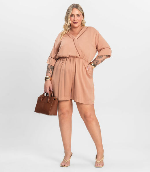 Macaquinho Feminino Plus Size Secret Glam Marrom