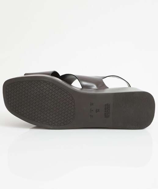 Sandália Flatform Feminina Via Uno Marrom