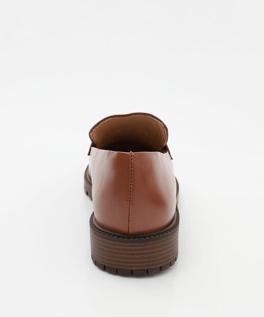 Mocassim Loafer Feminino Tratorado Via Uno Caramelo