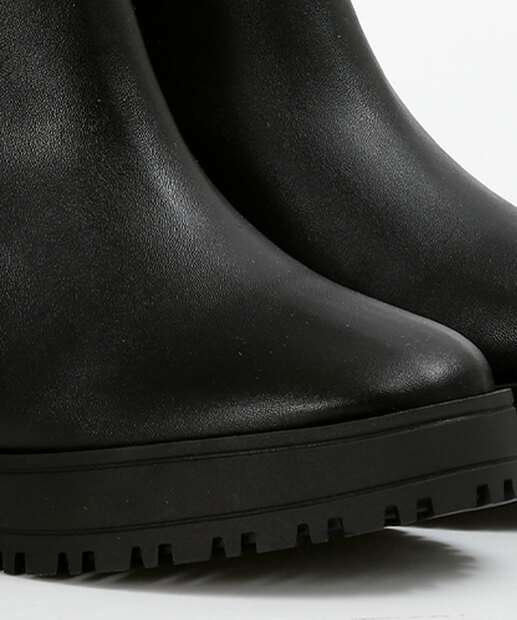 Bota Feminina Chelsea Salto Grosso Vizzano 