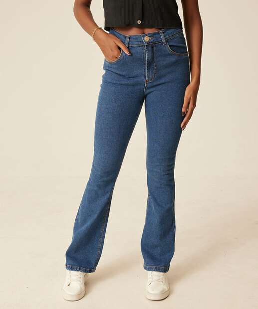 Calça Jeans Flare Feminina Bolsos 