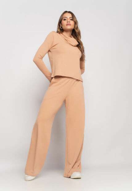 Conjunto De Moletinho Com Blusa Golão E Calça Wide Leg Bege Salvatore Fashion