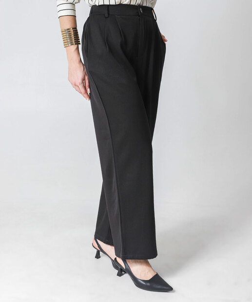 Calça Feminina Reta Alfaiataria Marisa Preto