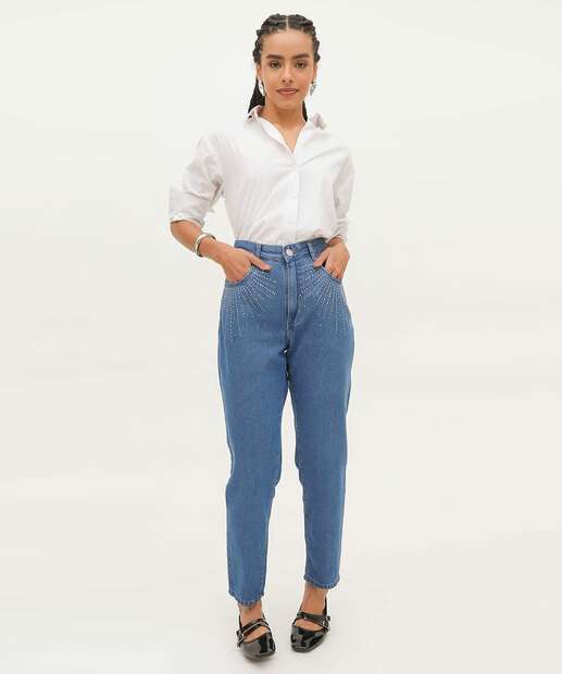 Calça Mom Jeans Detalhe Brilho Strass