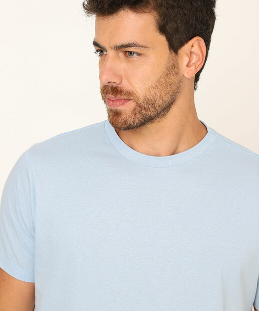 Camiseta Masculina Básica Marisa Azul Claro