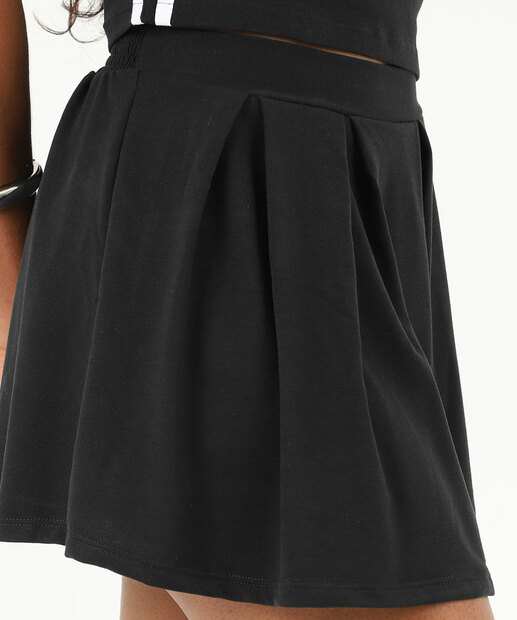 Short Saia Feminino Moletinho Plissado Marisa Preto