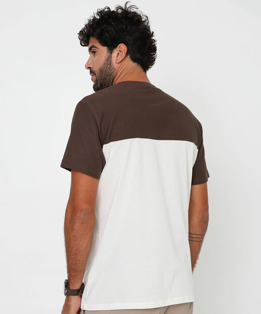 Camiseta Masculina Listras Recorte Manga Curta Marisa Marrom