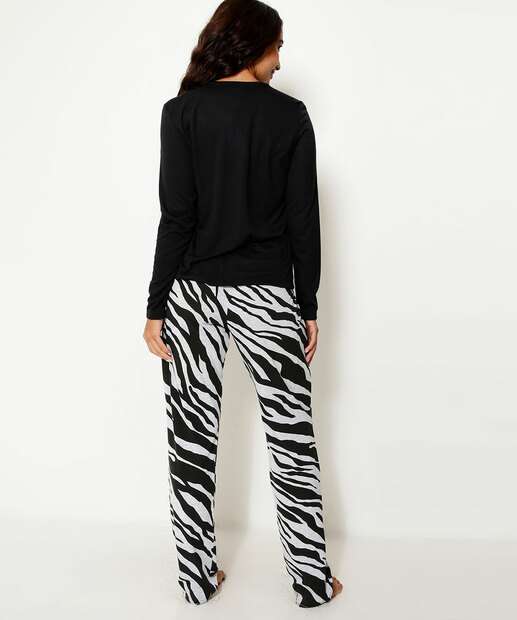 Pijama Feminino Estampa Animal Print Marisa