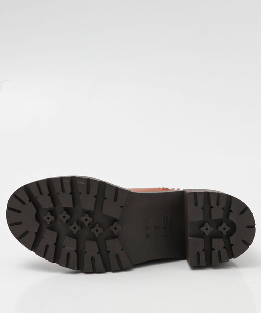 Bota Feminina Cano Curto Tratorado Via Uno Marrom