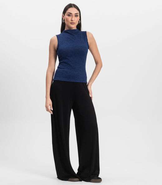 Regata Feminina com Gola Infinita Cor Azul