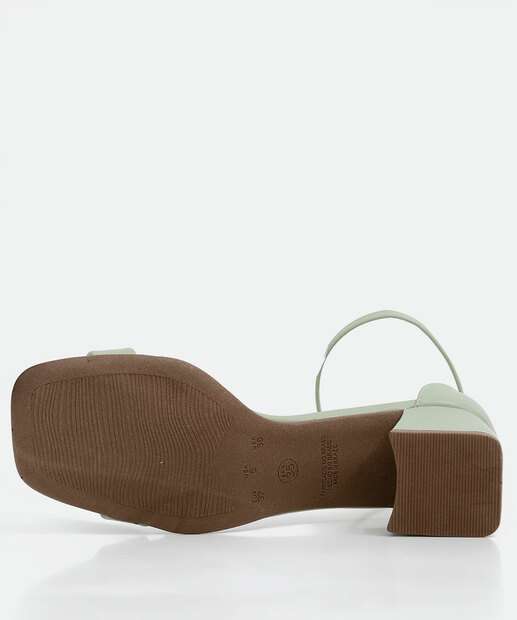 Sandália Salto Grosso Feminina Marisa