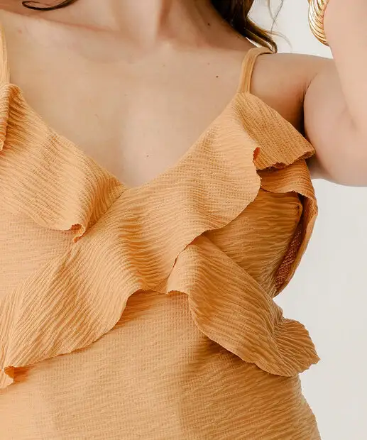 Blusa Feminina Babado Alças Finas Marisa Marrom