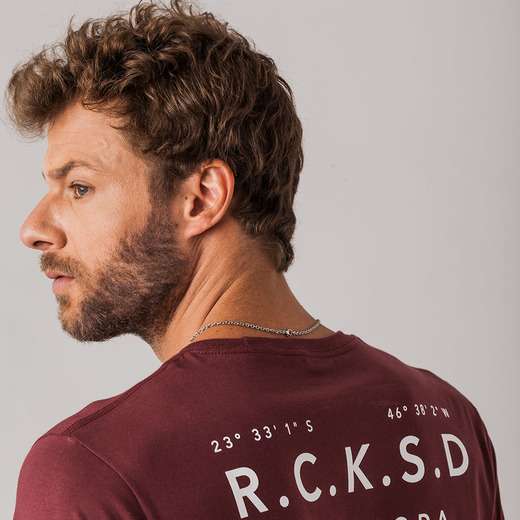 Camiseta Masculina Estampa Rock e Soda Street