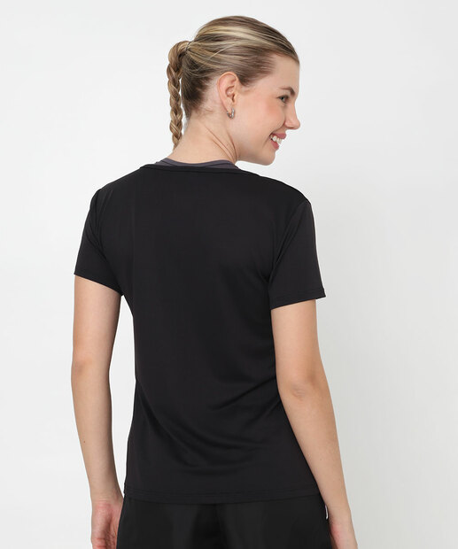 Blusa Feminina Fitness Básica Manga Curta Marisa Preto