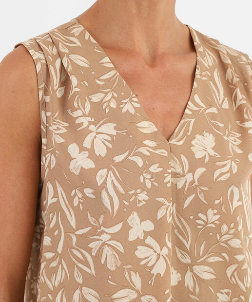 Blusa Feminina Crepe Flores Sem Manga Marisa Bege