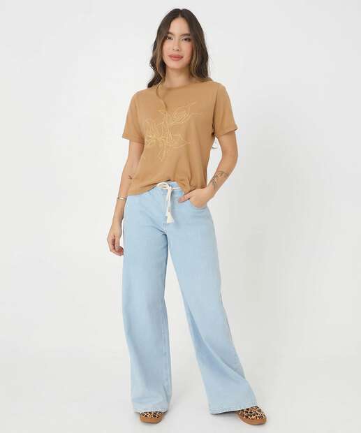 Blusa Feminina Estampa Folhas Manga Curta 