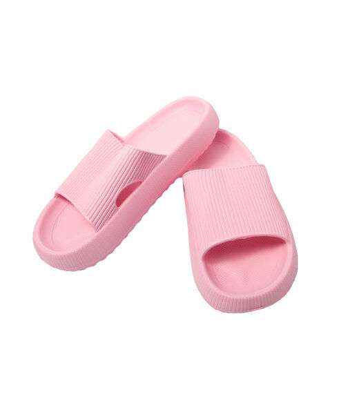 Image_Chinelo Nuvem Yvate Rosa