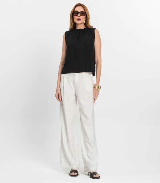 Regata Feminina Curta Com Gola Endless Preto