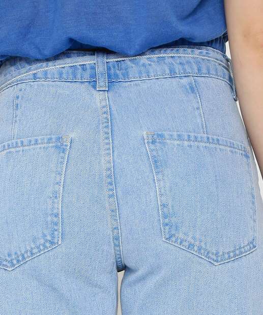 Calça Mom Jeans Feminina Bolsos Marisa