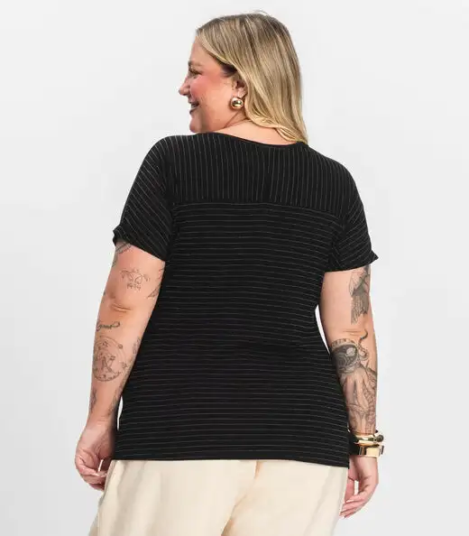 Blusa Feminina de Viscose Plus Size Infinita Cor Preto