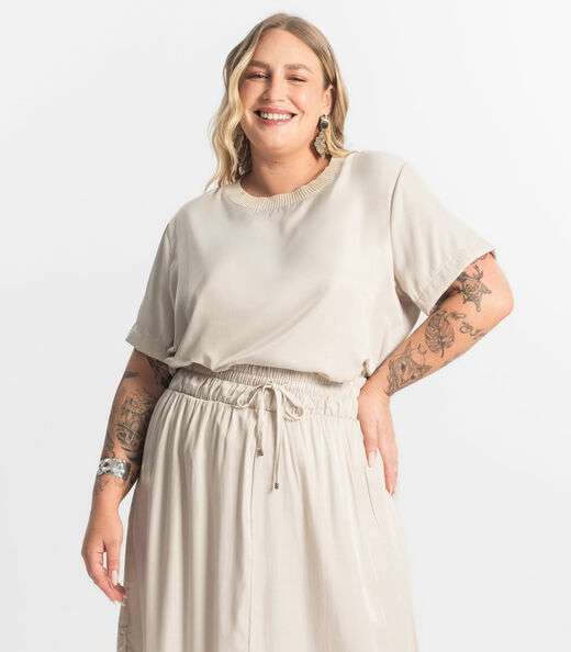 Image_Blusa Acetinada Plus Size Secret Glam Bege