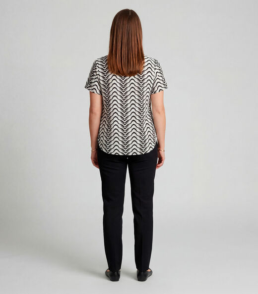 Blusa Feminina Infinita Cor Bege