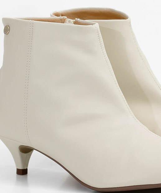 Bota Feminina Ankle Boot Salto Fino Via Uno
