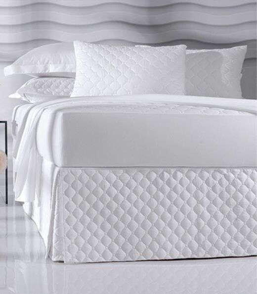 Image_Saia Box Petit Poa Queen Altenburg Branco